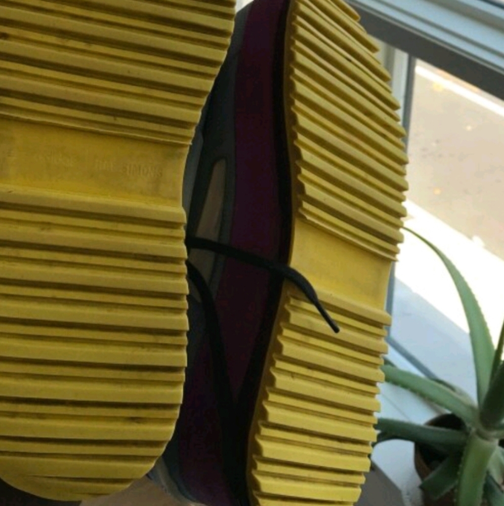 Shoes. - Picture 8 of 8